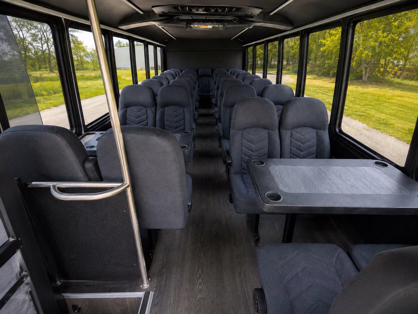guest shuttles to georgetown winery and wedding venues around round rock