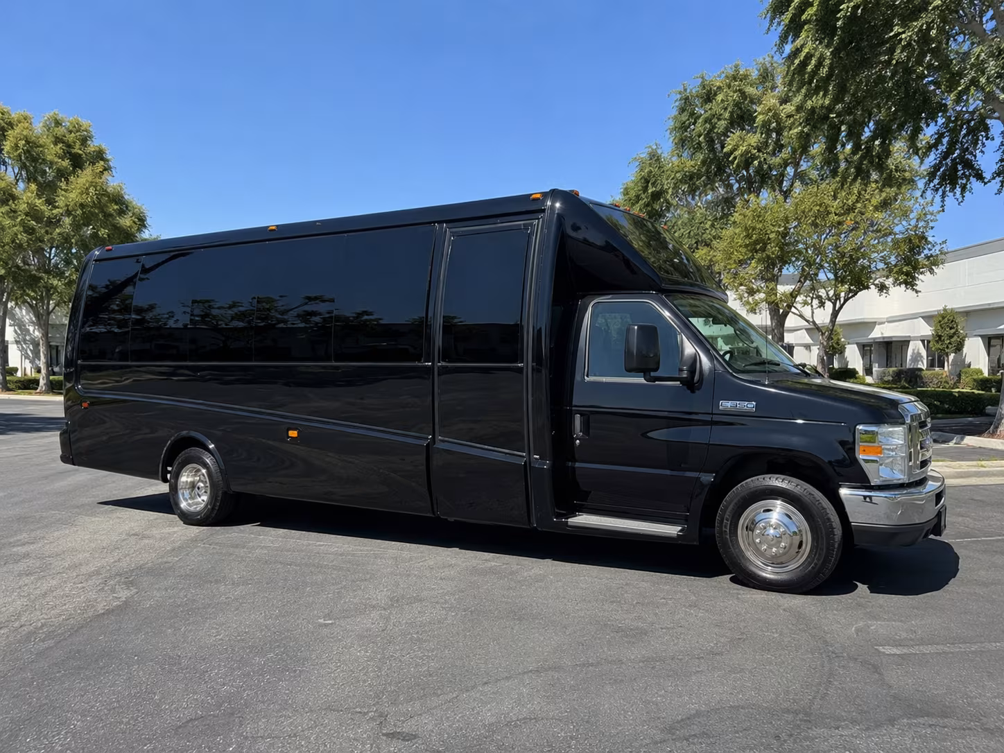 round rock corporate retreat shuttle bus rentals