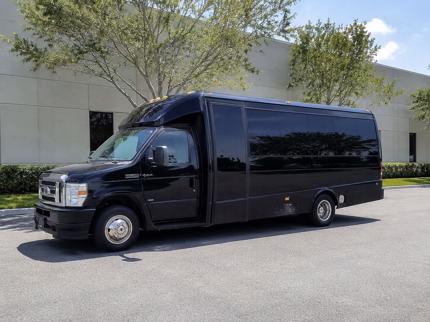 wedding weekend transportation to lakeway and beyond
