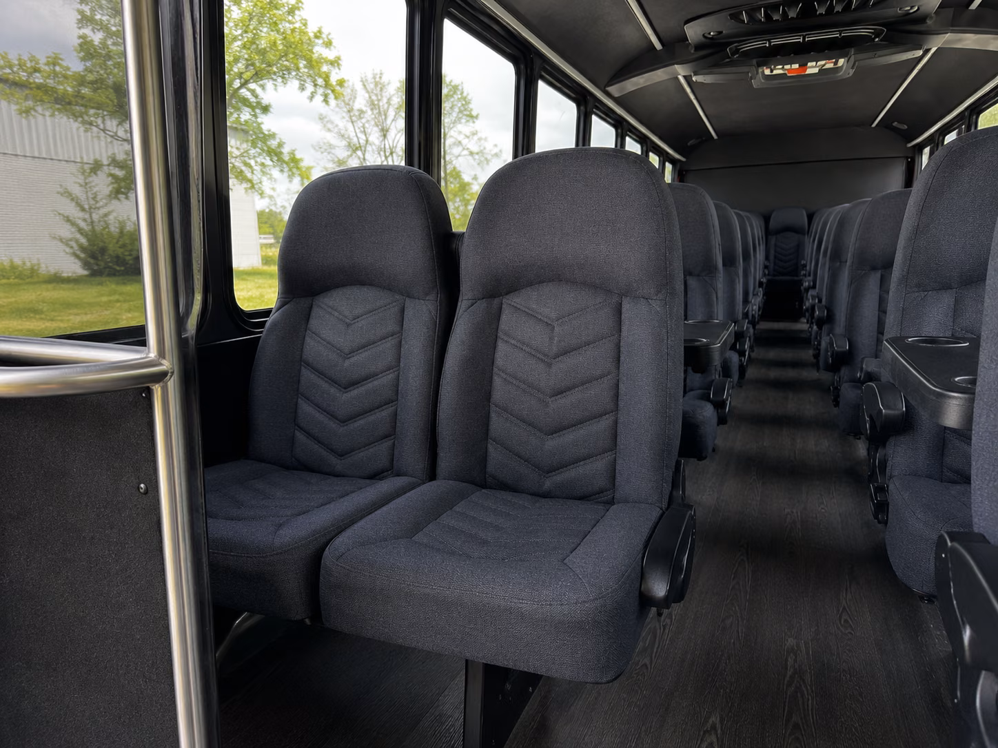 winery tour bus rentals from round rock to lakeway